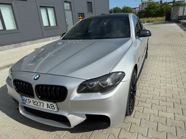 BMW 5 серії - фото 4