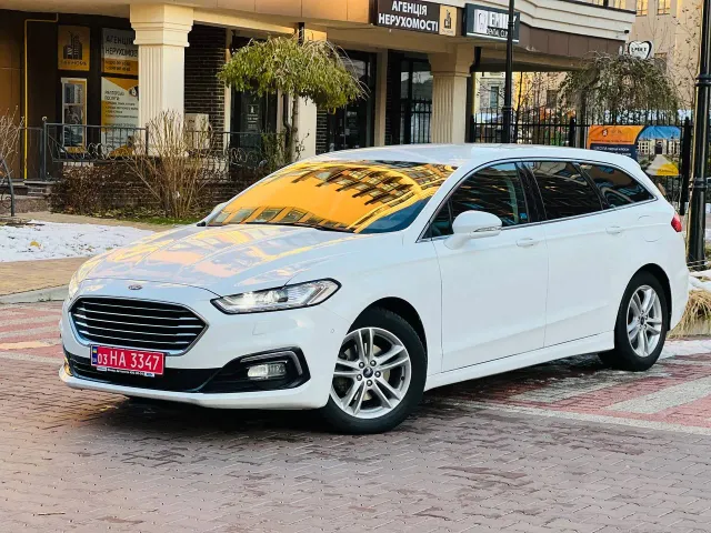 Ford Mondeo - фото 1