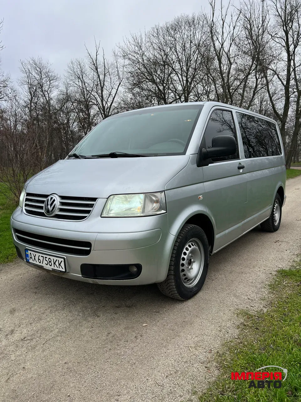 Volkswagen Caravelle - фото 1