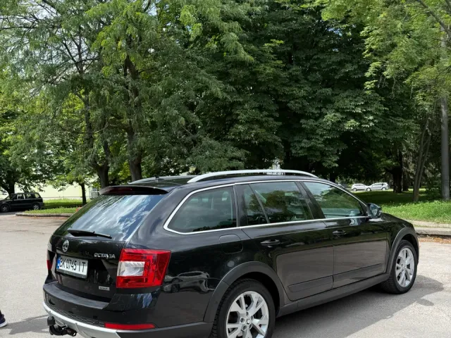 Skoda Octavia - фото 4