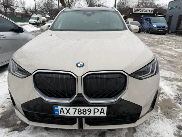 BMW X3 - фото 1