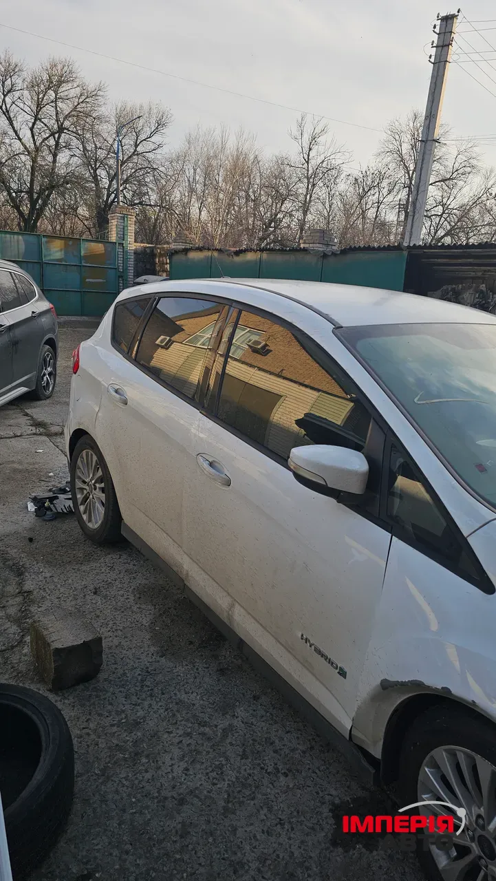 Ford C-MAX - фото 2