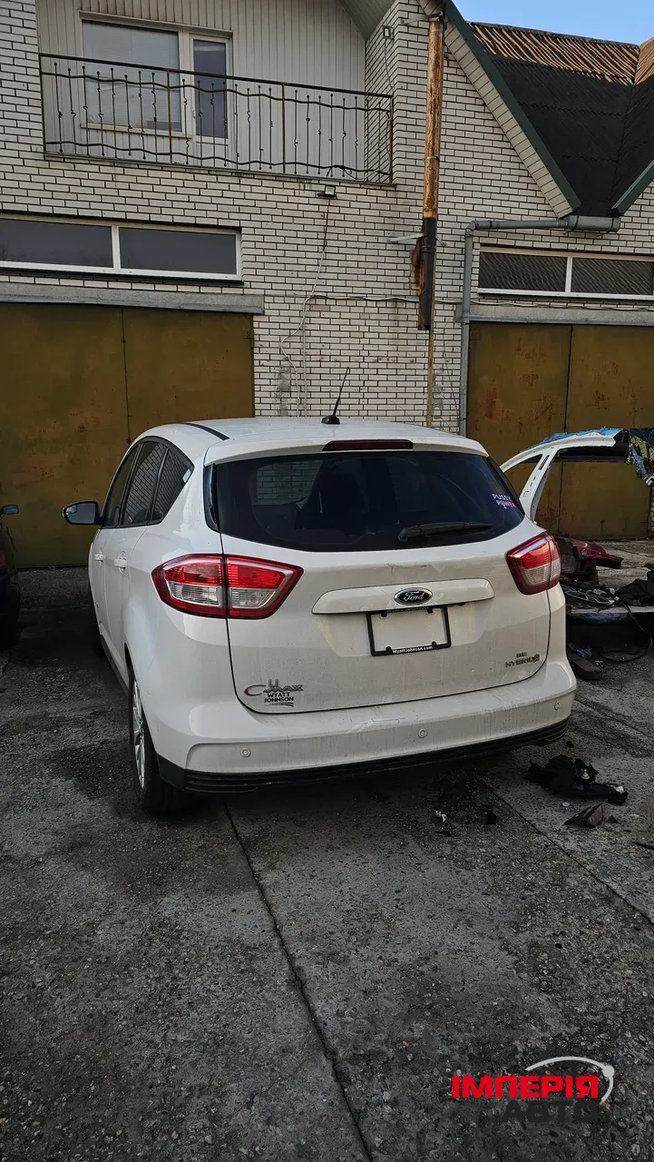 Ford C-MAX - фото 7