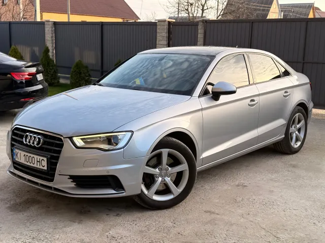 Audi A3 - фото 4