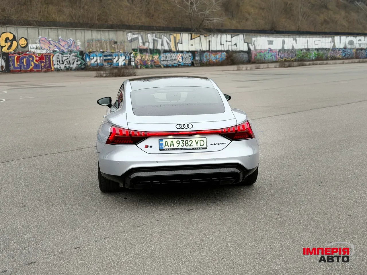 Audi RS e-tron GT - фото 5