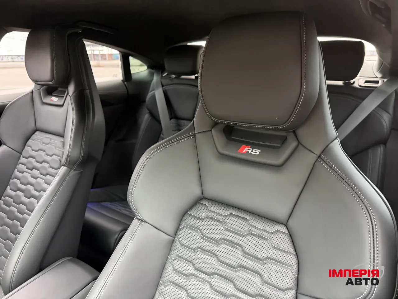 Audi RS e-tron GT - фото 17