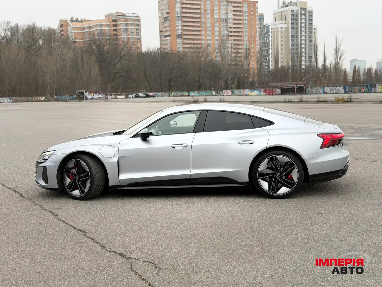 Audi RS e-tron GT - фото 3