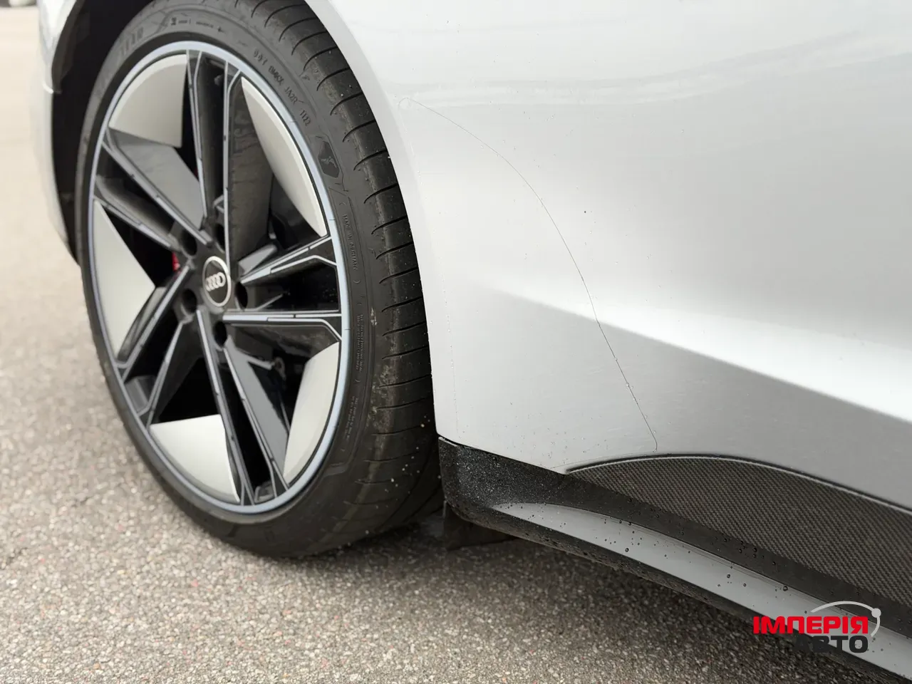 Audi RS e-tron GT - фото 11