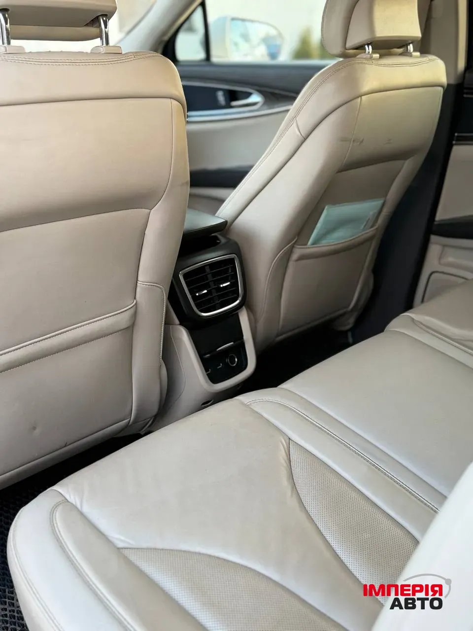 Lincoln Nautilus - фото 9