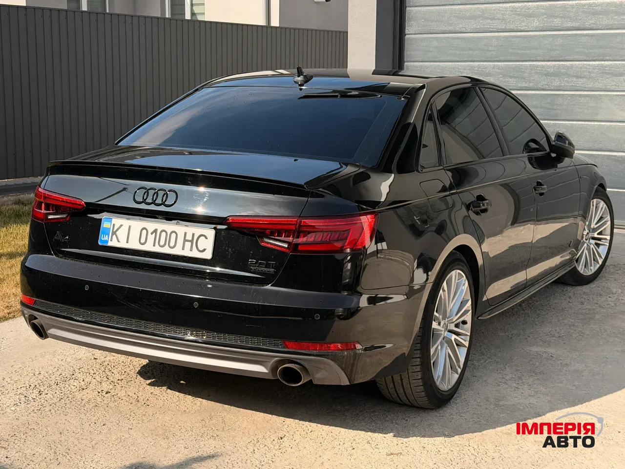 Audi A4 - фото 6