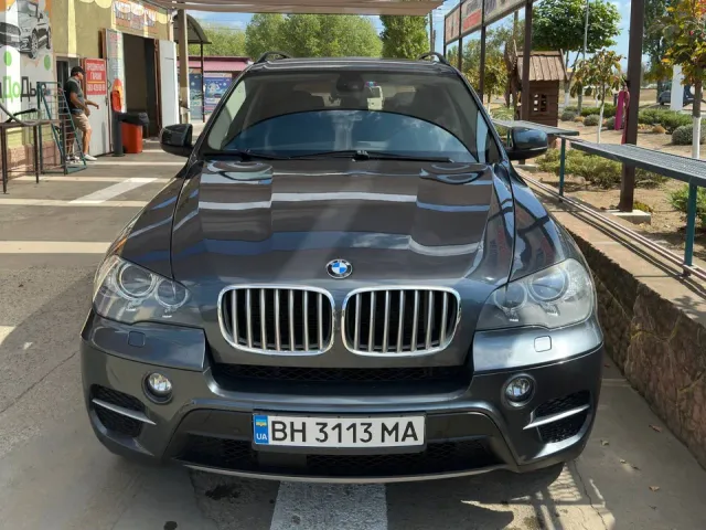 BMW X5 - фото 3