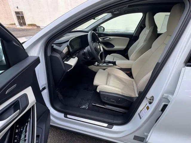 Audi Q6 - фото 5