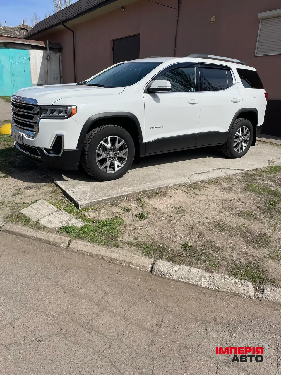 GMC Acadia - фото 13