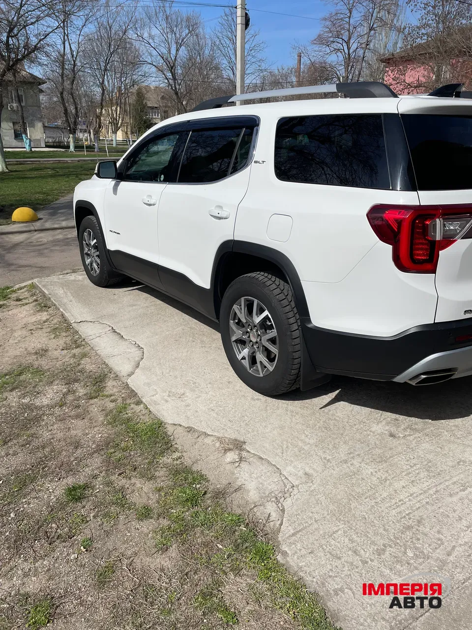 GMC Acadia - фото 14