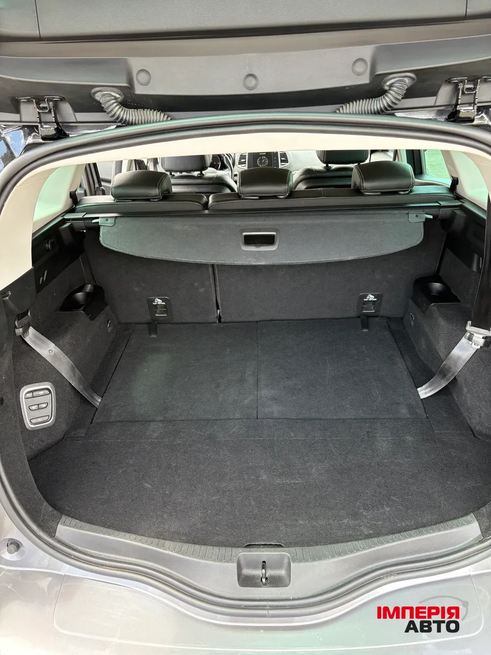 Renault Scenic - фото 22