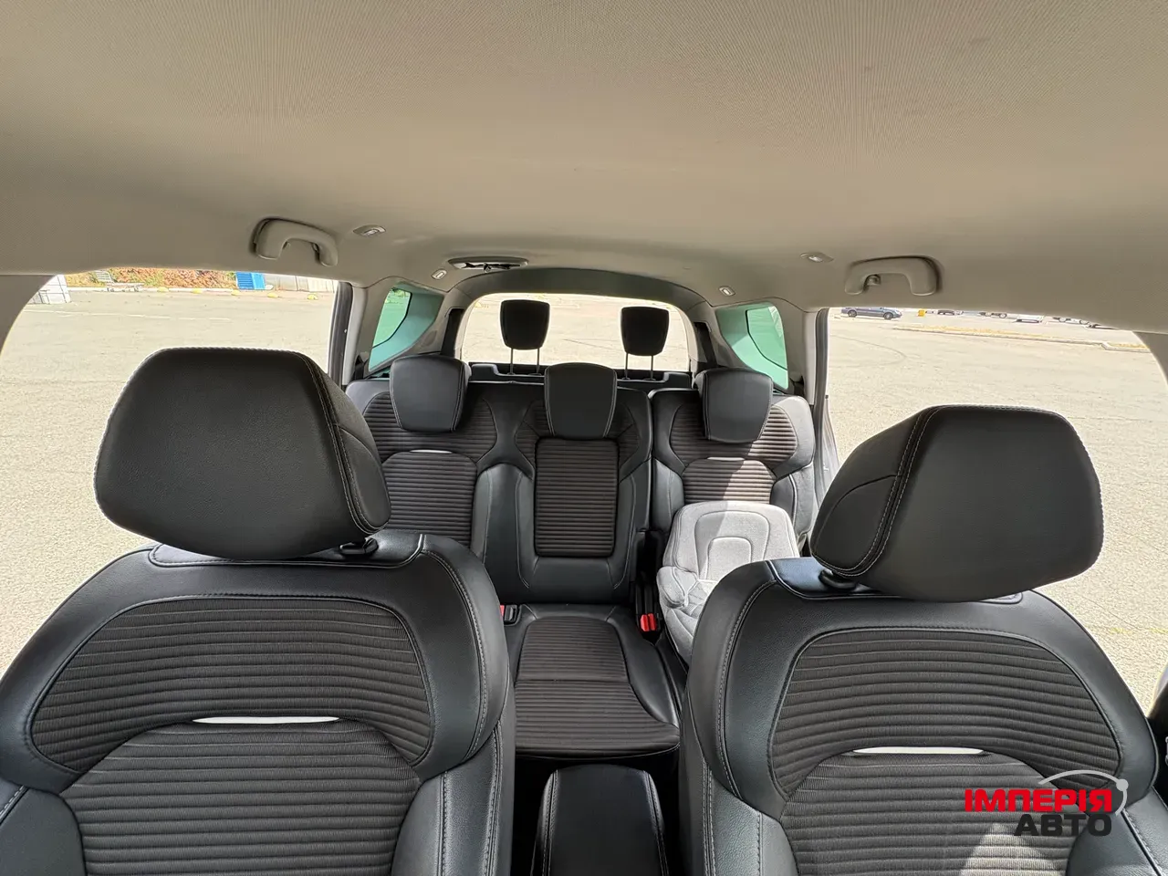 Renault Scenic - фото 27