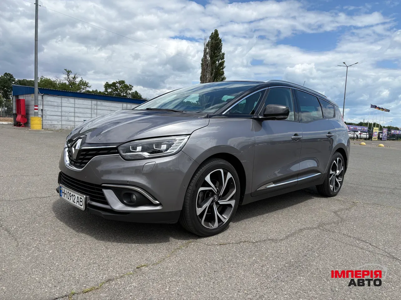 Renault Scenic - фото 3