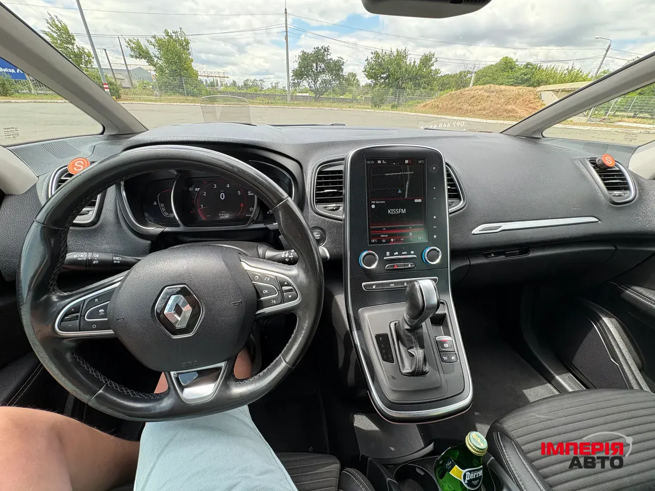 Renault Scenic - фото 30