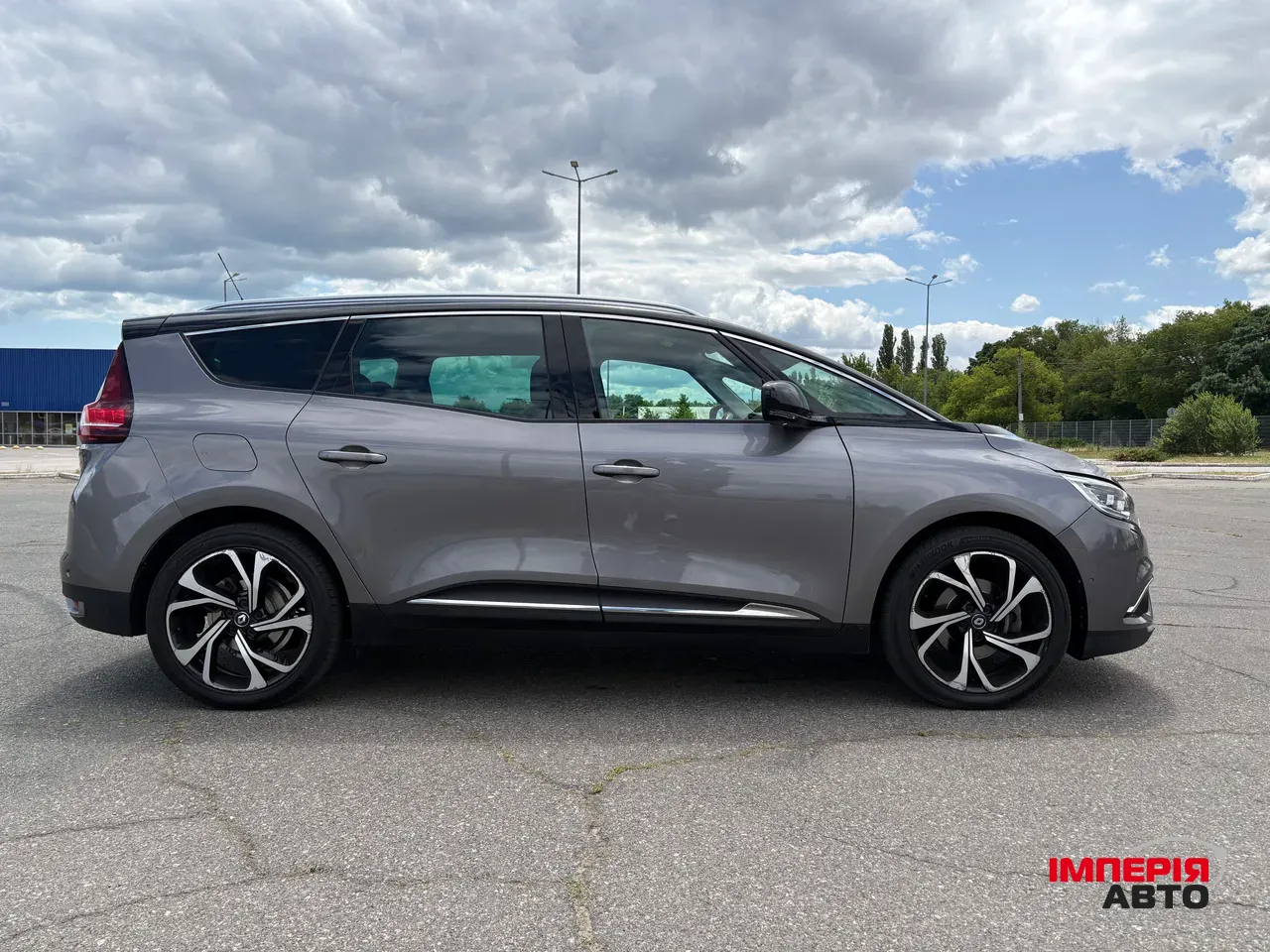 Renault Scenic - фото 6