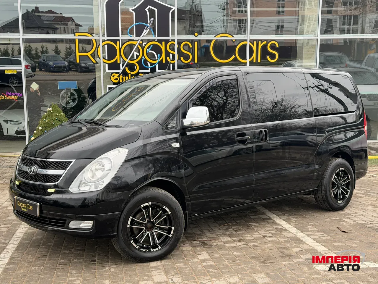 Hyundai H-1 - фото 1