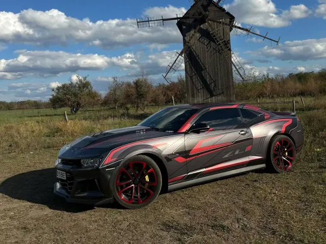 Chevrolet Camaro - фото 1