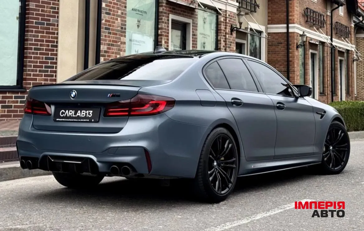 BMW M5 - фото 2