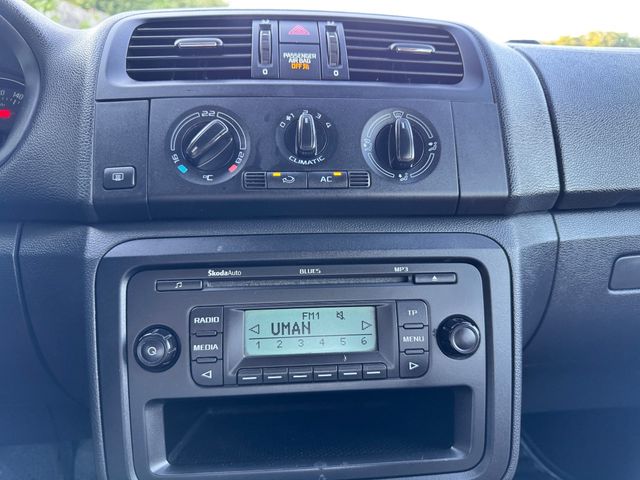 Skoda Fabia - фото 5