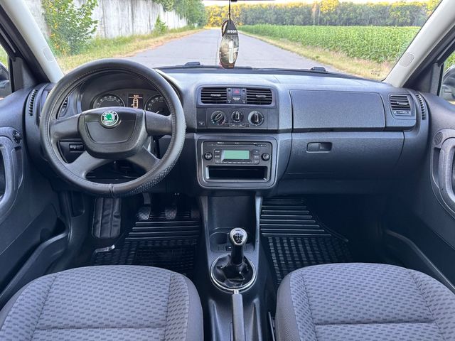 Skoda Fabia - фото 1