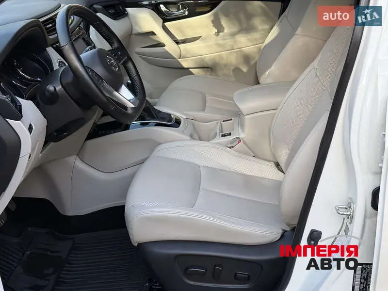 Nissan Rogue Sport - фото 9