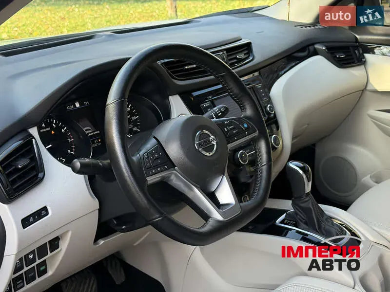 Nissan Rogue Sport - фото 8