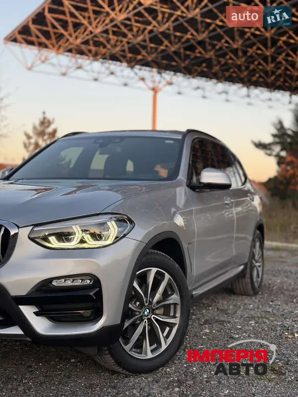 BMW X3 - фото 2