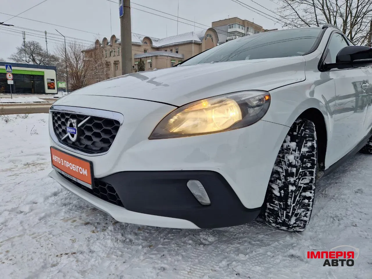 Volvo V40 Cross Country - фото 20