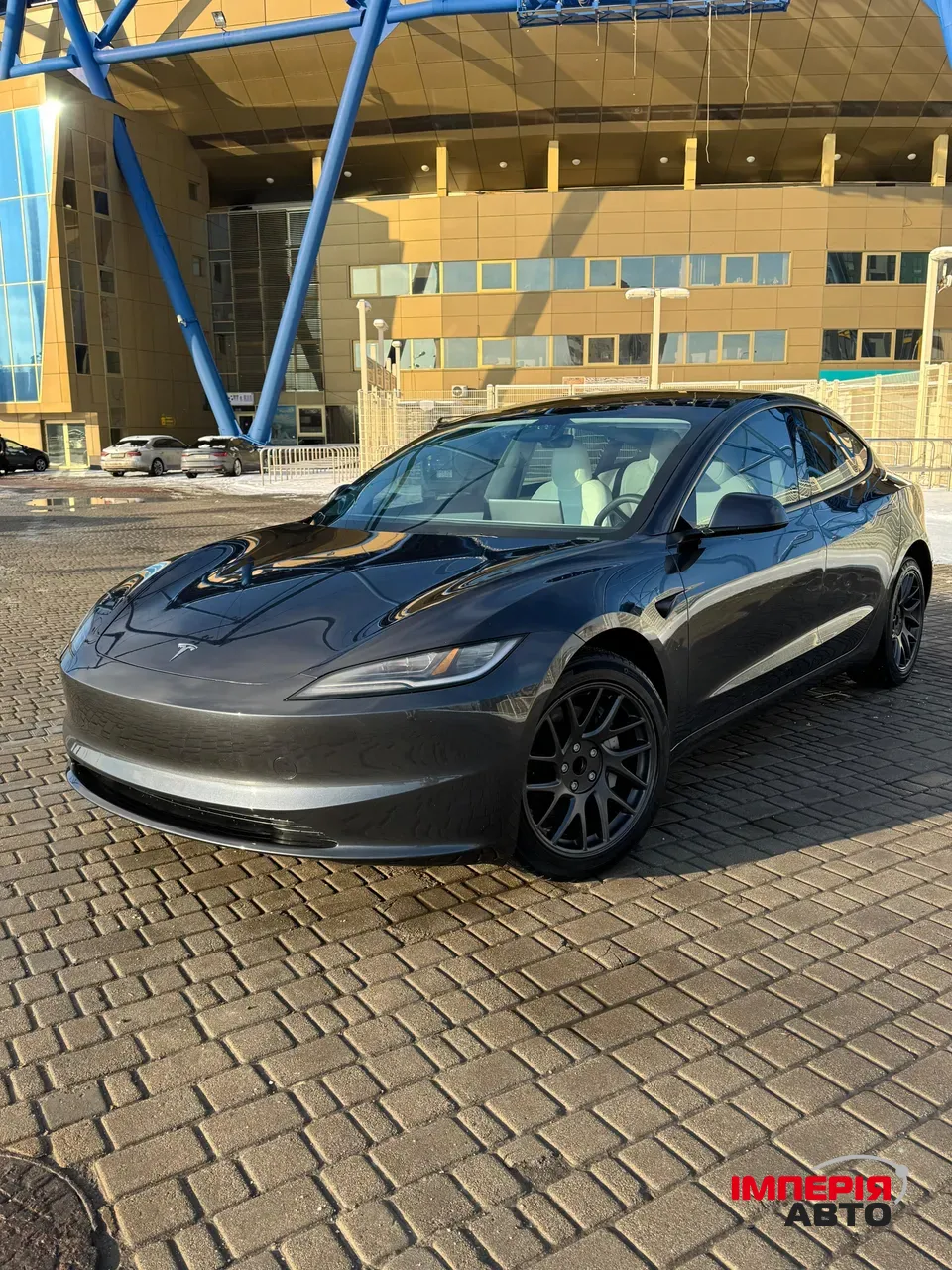 Tesla Model 3 - фото 3