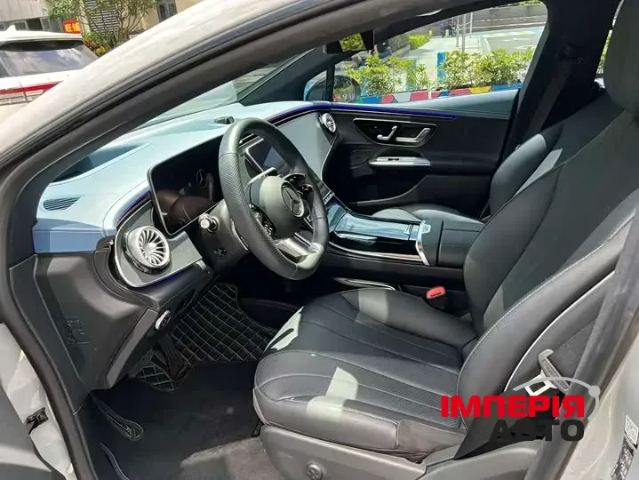 Mercedes-Benz EQE - фото 6