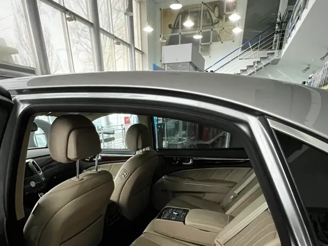 Hyundai Equus - фото 4