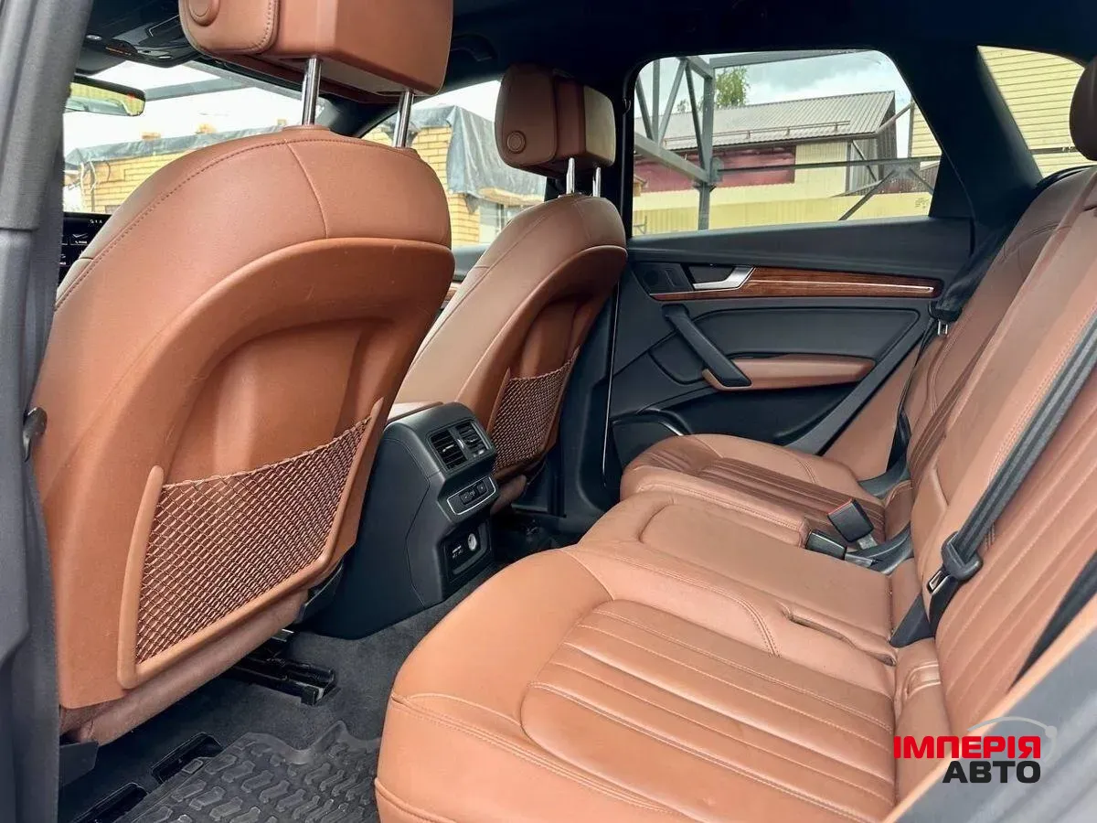 Audi Q5 - фото 5