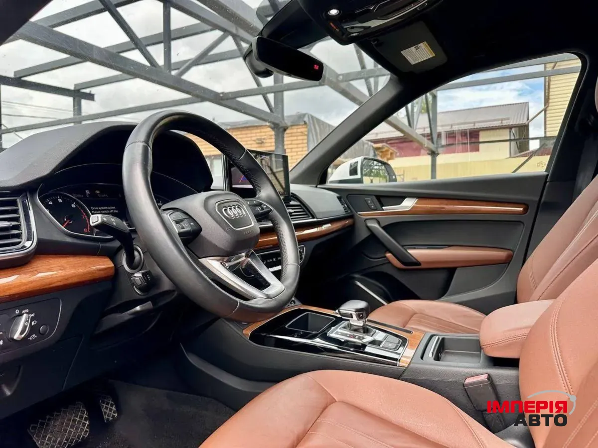 Audi Q5 - фото 6