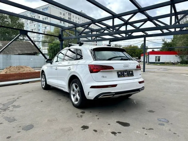Audi Q5 - фото 4