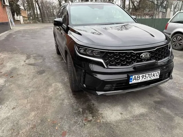 Kia Sorento - фото 1