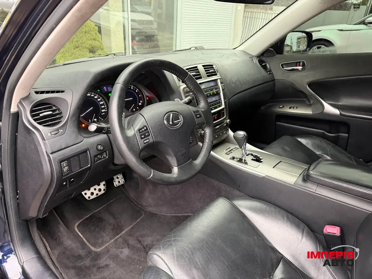 Lexus IS - фото 21