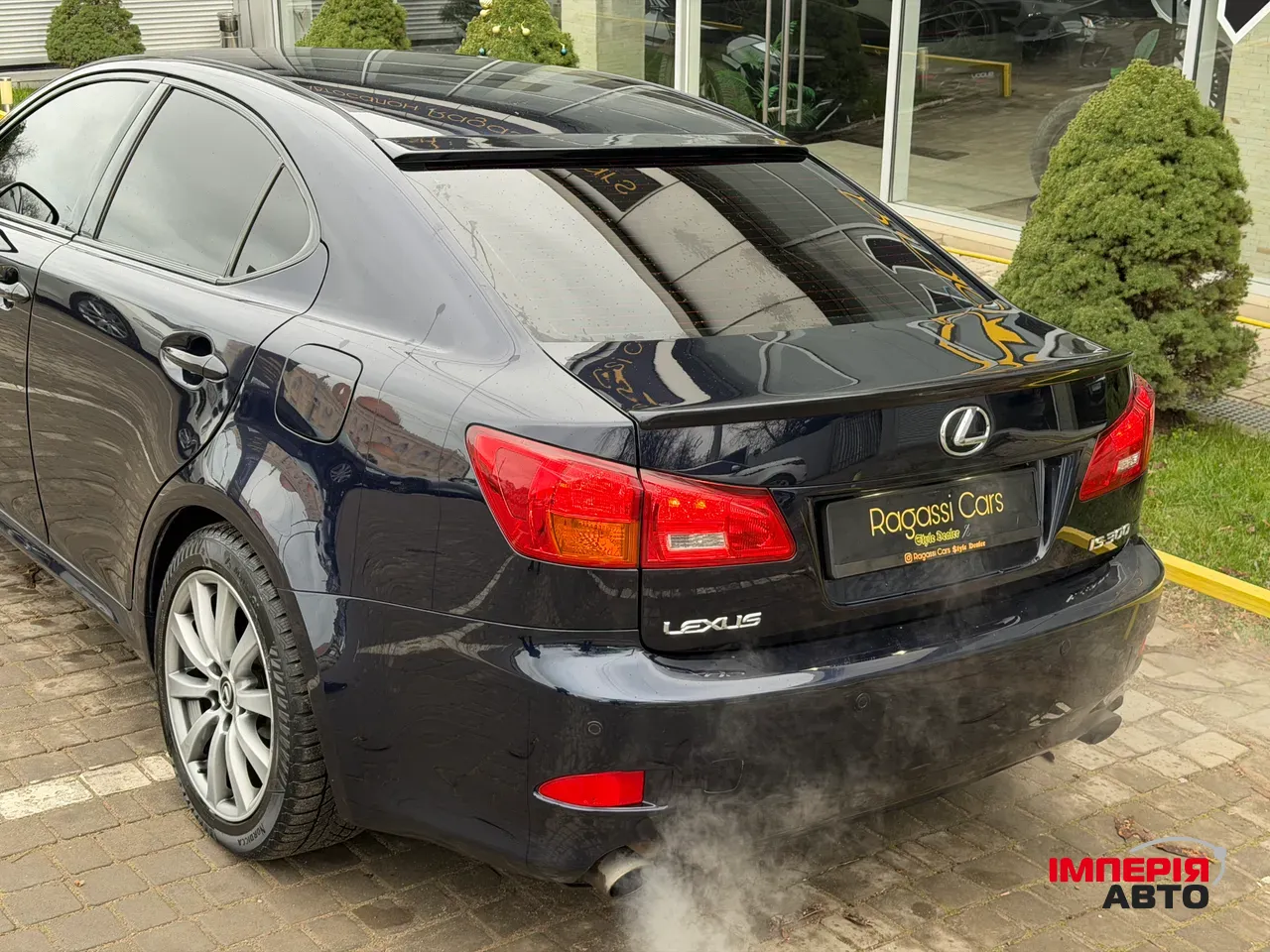 Lexus IS - фото 6