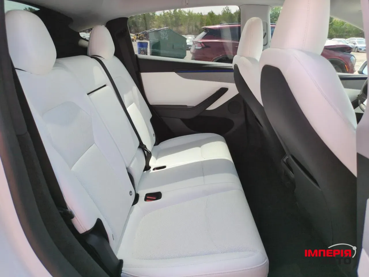 Tesla Model Y - фото 6