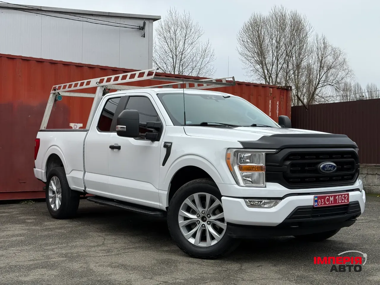 Ford F-150 - фото 1