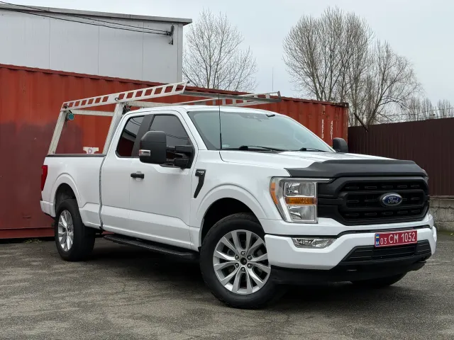Ford F-150 - фото 1