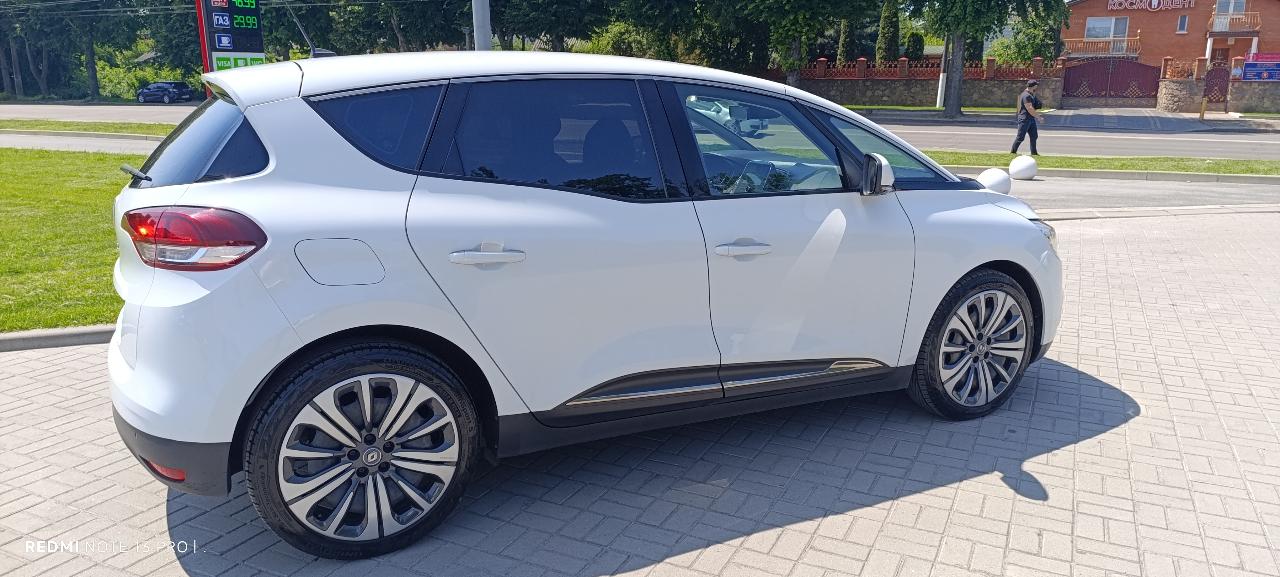 Renault Scenic - фото 33