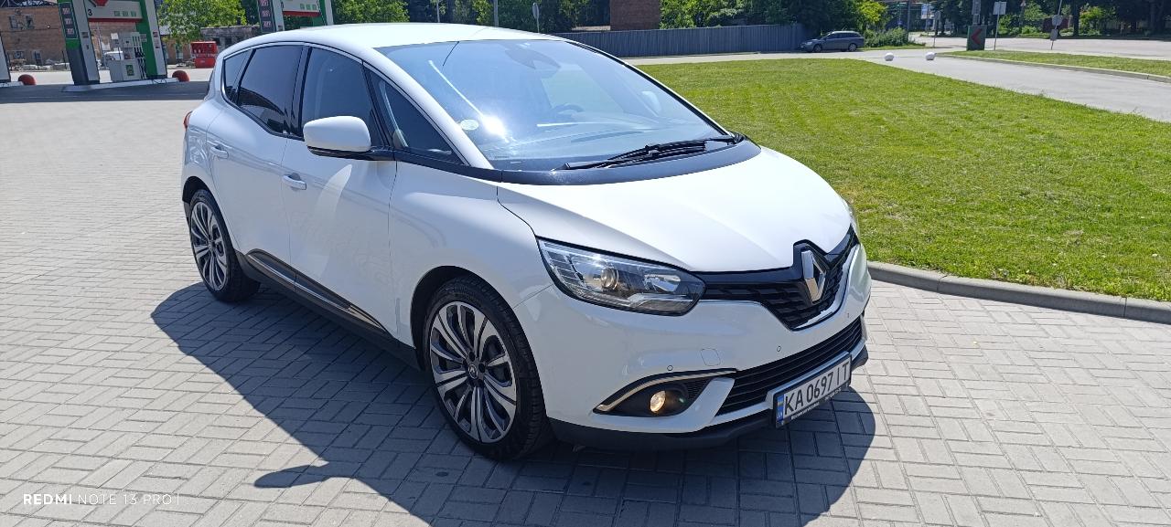 Renault Scenic - фото 27