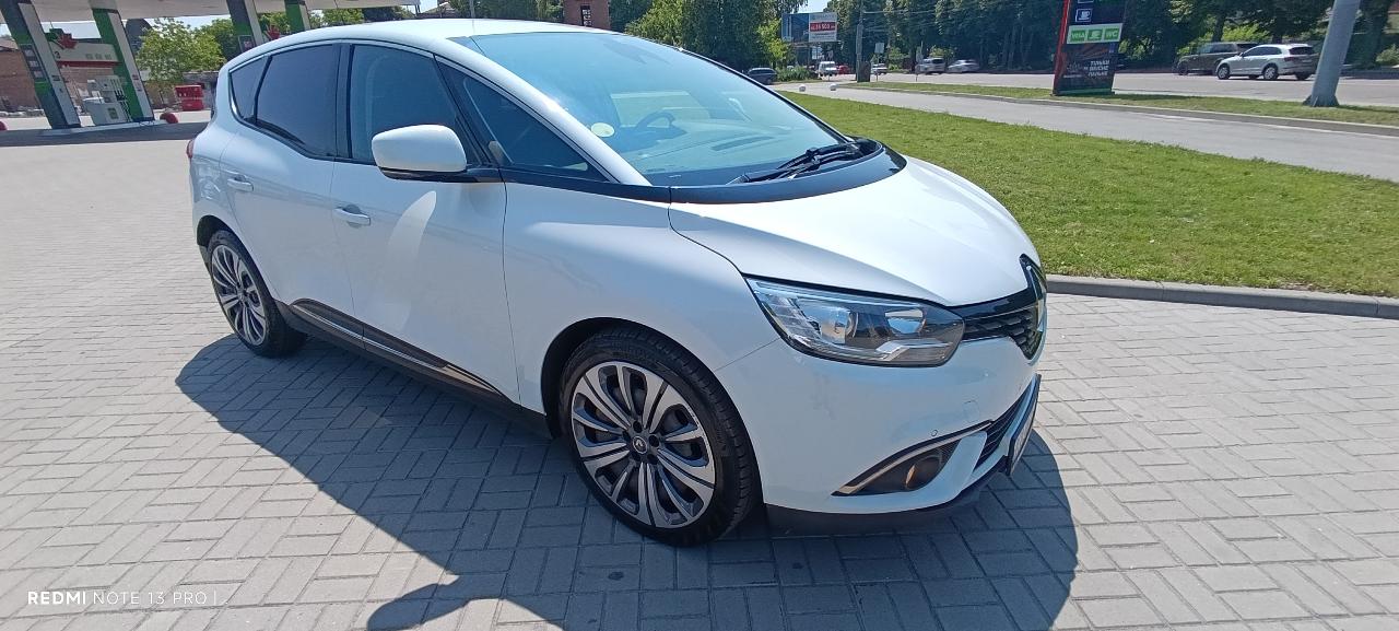 Renault Scenic - фото 6
