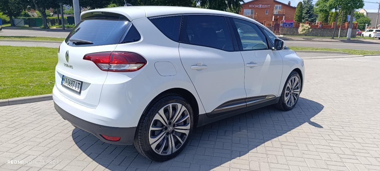 Renault Scenic - фото 13