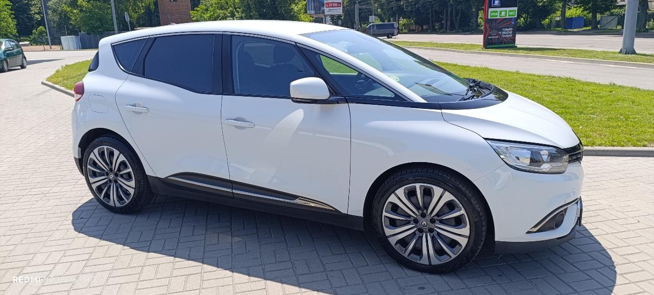 Renault Scenic - фото 31