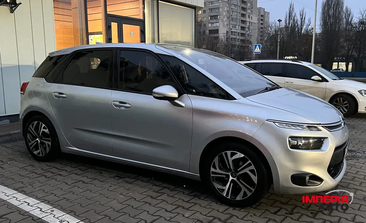 Citroen C4 Picasso - фото 20